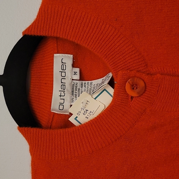 BNWT Vintage Outlander Lambswool cardigan in Medium - Picture 2 of 5